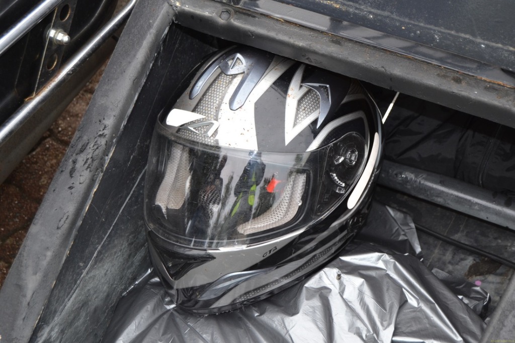 Side-car & Casque R'Handi-Motos